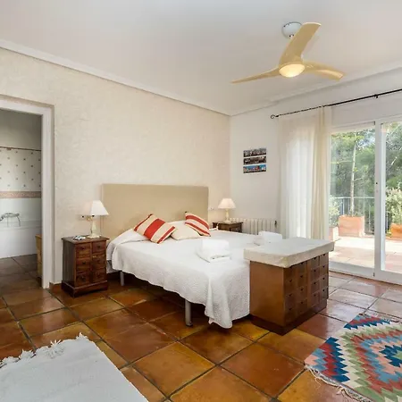 El Clavel Villa